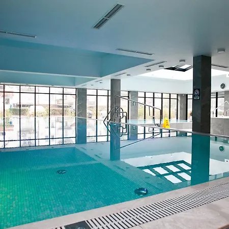 420 Port Basen & Jacuzzi *